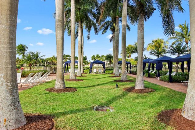 9022 Dupont Place, Wellington, FL 33414