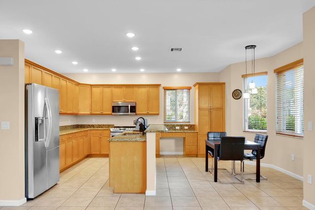 9022 Dupont Place, Wellington, FL 33414