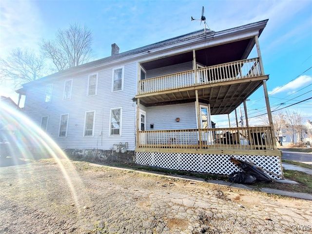 715 Chestnut Street, Utica, NY 13502