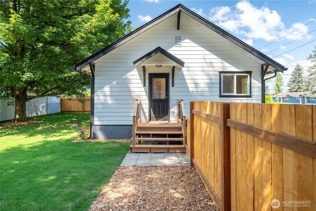 541 High Street, Arlington, WA 98223