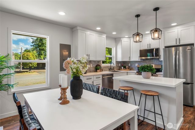 541 High Street, Arlington, WA 98223