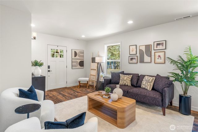 541 High Street, Arlington, WA 98223