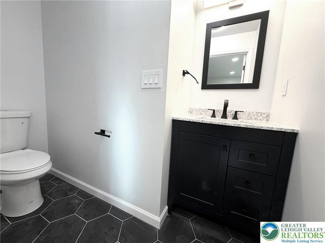 318 Marienstein Road, Nockamixon Twp, PA 18972
