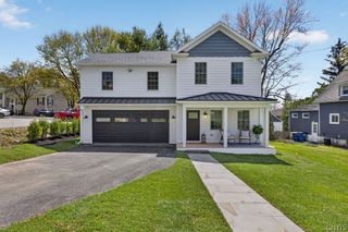 26 East Elizabeth Street, Skaneateles, NY 13152
