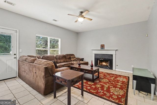 3032 Berthas Overlook, Douglasville, GA 30135