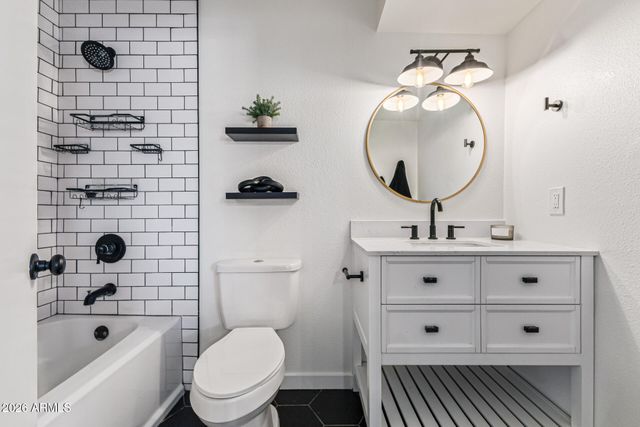 4811 S BIRCH Street, Tempe, AZ 85282