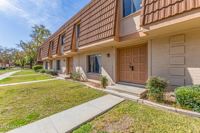 4811 S BIRCH Street, Tempe, AZ 85282