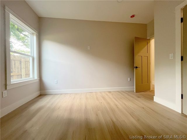 1428 E Ninth Street, Jeffersonville, IN 47130