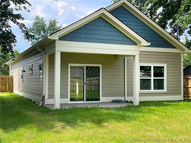 1428 E Ninth Street, Jeffersonville, IN 47130