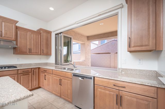 9541 E THEIA Drive, Mesa, AZ 85212