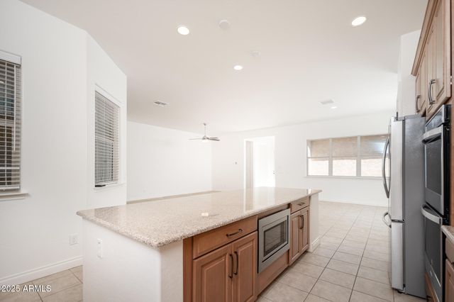 9541 E THEIA Drive, Mesa, AZ 85212