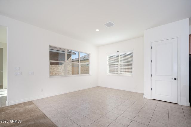 9541 E THEIA Drive, Mesa, AZ 85212