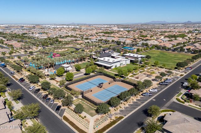 9541 E THEIA Drive, Mesa, AZ 85212