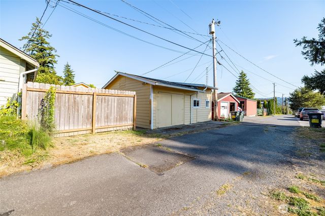 2615 Lincoln Street, Bellingham, WA 98225