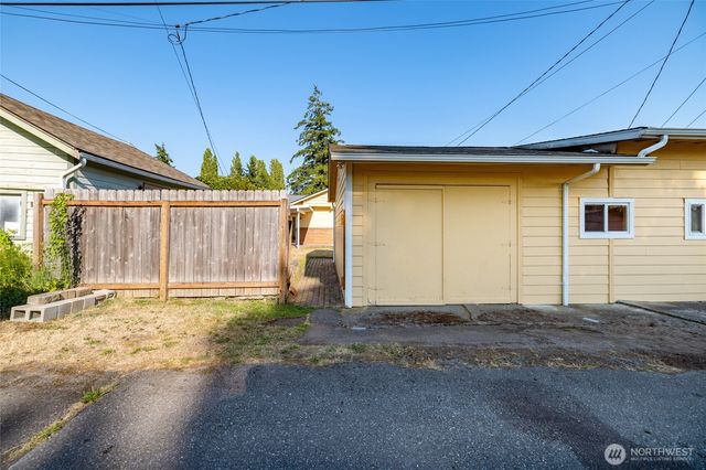 2615 Lincoln Street, Bellingham, WA 98225