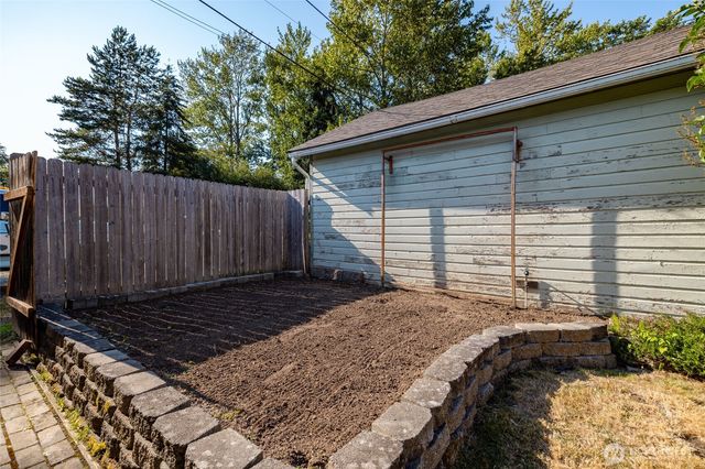 2615 Lincoln Street, Bellingham, WA 98225