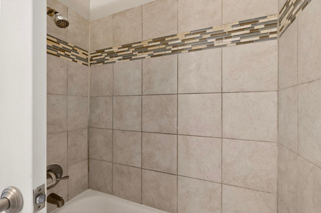 5901 McKinney Drive NE, Albuquerque, NM 87109