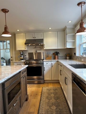 21 Leavitt Road, Hampton, NH 03842