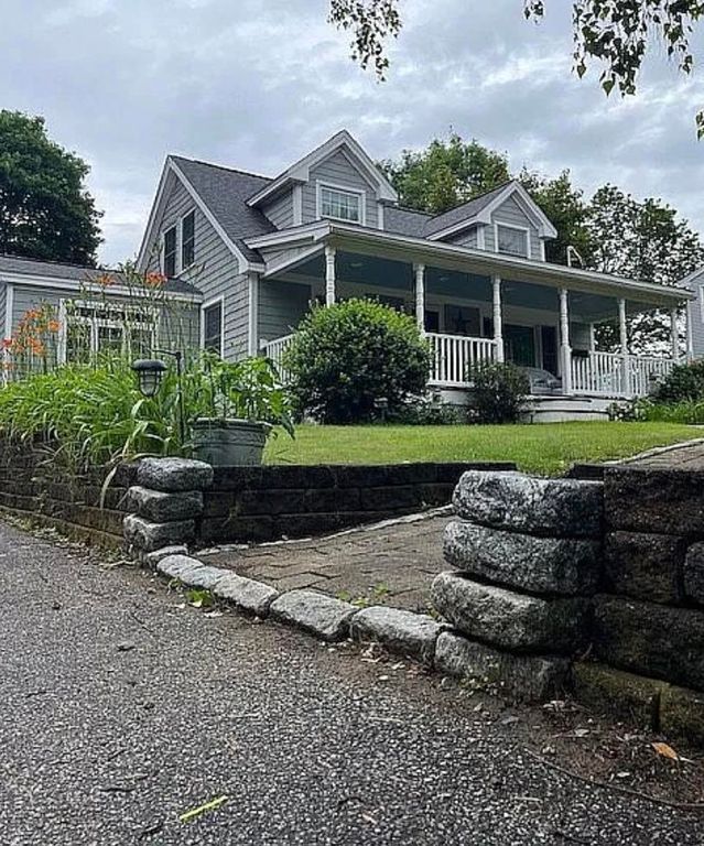 21 Leavitt Road, Hampton, NH 03842