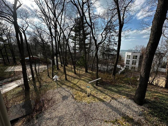 3 S Shore Avenue, Beverly Shores, IN 46301