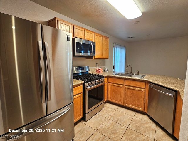 9998 Fine Fern Street, Las Vegas, NV 89183