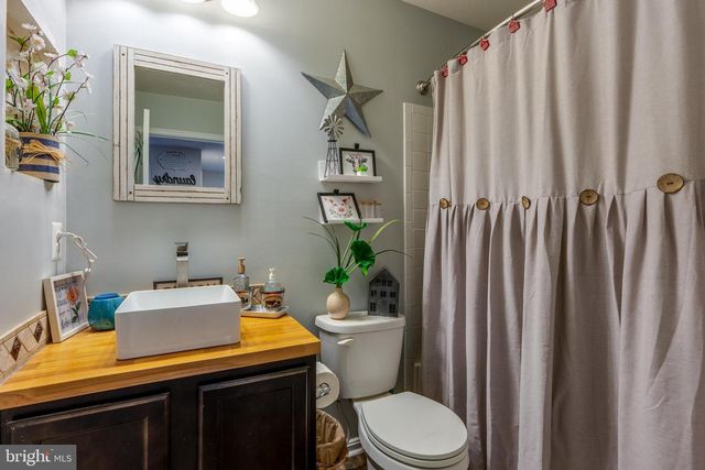 608 MISTY HILL DR, Delta, PA 17314