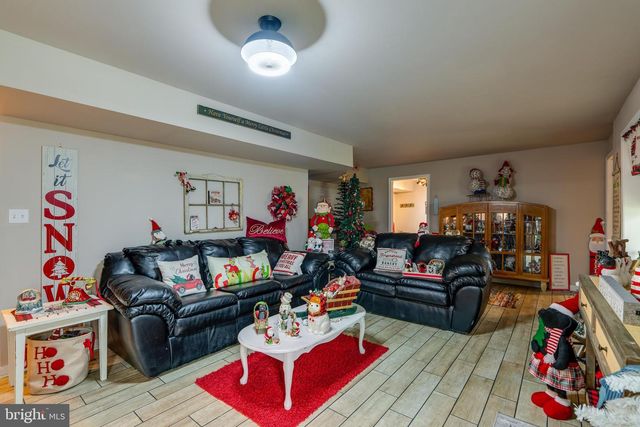 608 MISTY HILL DR, Delta, PA 17314