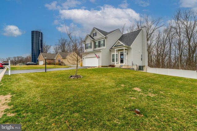 608 MISTY HILL DR, Delta, PA 17314