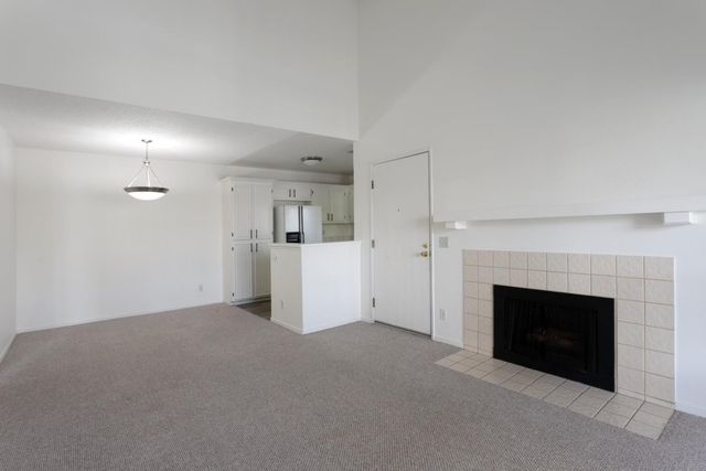 3674 Oakwood Terrace 302, Fremont, CA 94536