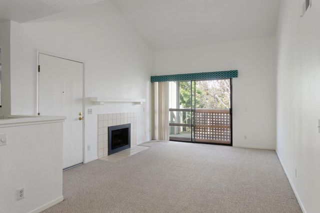 3674 Oakwood Terrace 302, Fremont, CA 94536