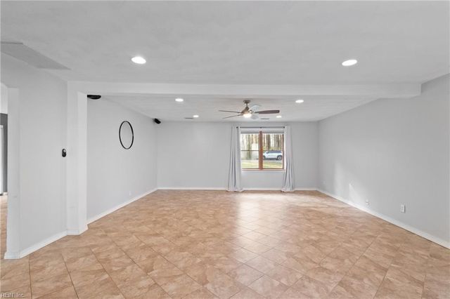 113 Hastings DR, Moyock, NC 27958