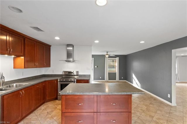 113 Hastings DR, Moyock, NC 27958