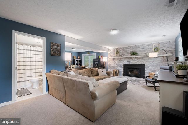 1243 SILVER RUN DR, Pasadena, MD 21122