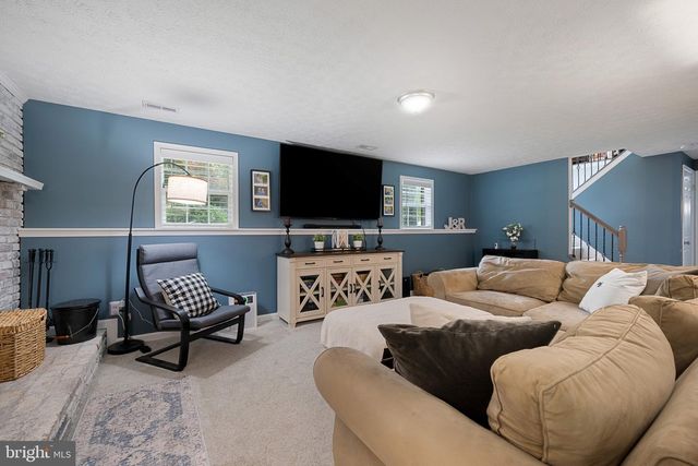 1243 SILVER RUN DR, Pasadena, MD 21122