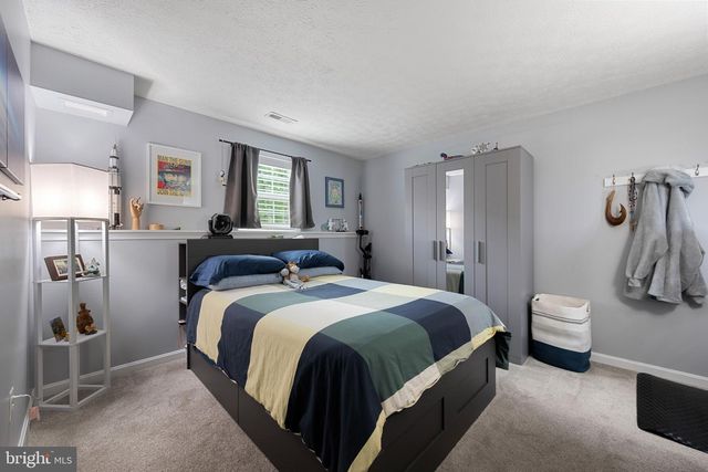 1243 SILVER RUN DR, Pasadena, MD 21122
