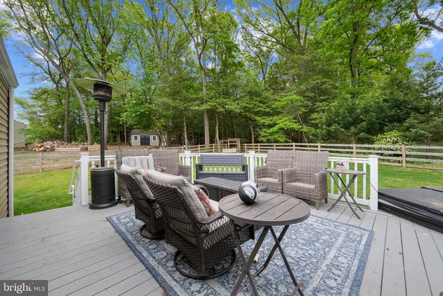 1243 SILVER RUN DR, Pasadena, MD 21122