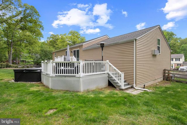 1243 SILVER RUN DR, Pasadena, MD 21122