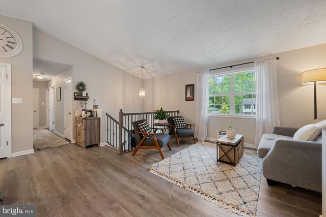 1243 SILVER RUN DR, Pasadena, MD 21122