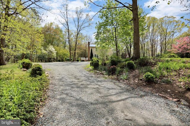 2032 SUSQUEHANNA HALL RD, Whiteford, MD 21160