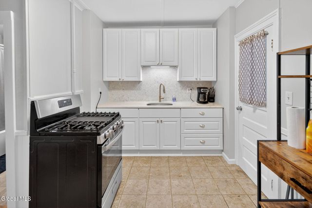 669 Pawling Avenue, Troy, NY 12180