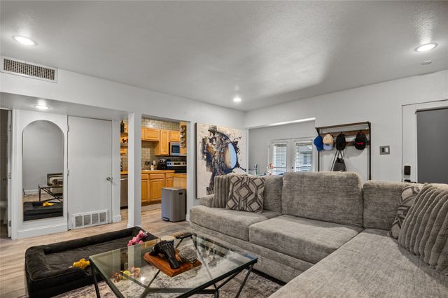 3116 Mahanna Street 1, Dallas, TX 75235