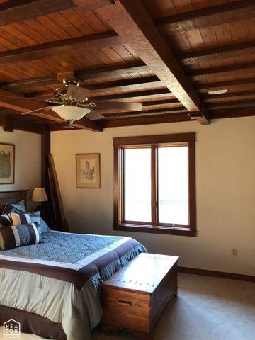 4821 PEACHTREE Avenue, Jonesboro, AR 72405