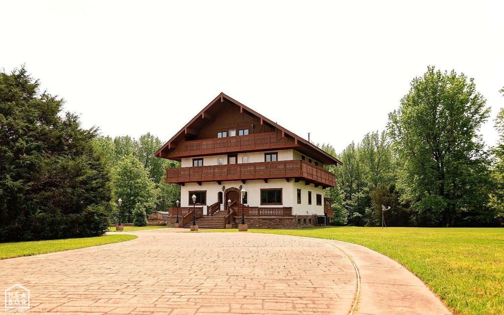 4821 PEACHTREE Avenue, Jonesboro, AR 72405