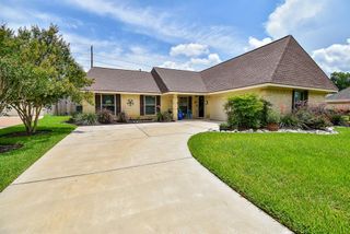 2931 Pasture Lane, Sugar Land, TX 77479