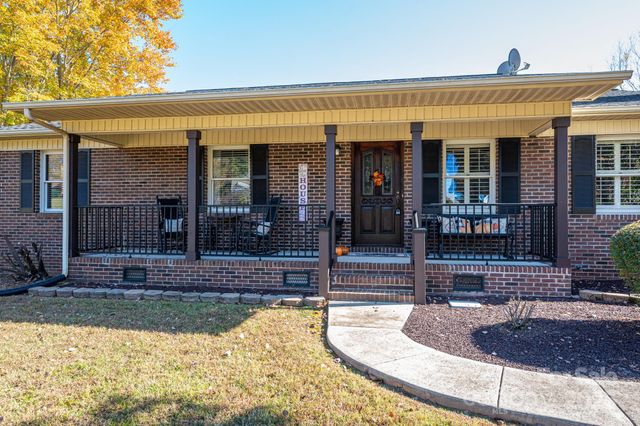 4866 E Hwy 150 Highway, Lincolnton, NC 28092