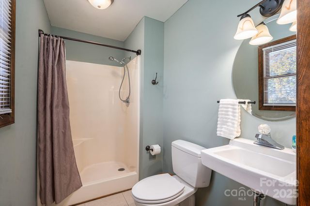 4866 E Hwy 150 Highway, Lincolnton, NC 28092