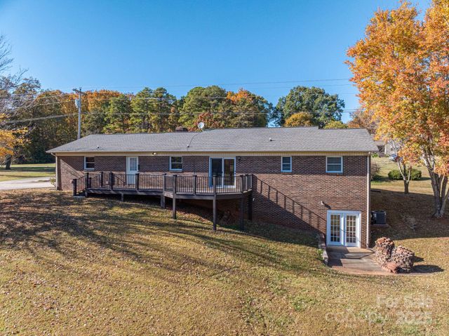 4866 E Hwy 150 Highway, Lincolnton, NC 28092