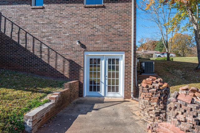 4866 E Hwy 150 Highway, Lincolnton, NC 28092