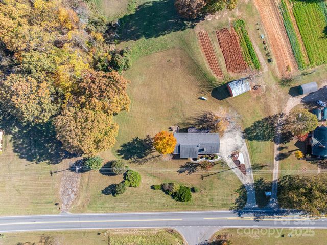 4866 E Hwy 150 Highway, Lincolnton, NC 28092