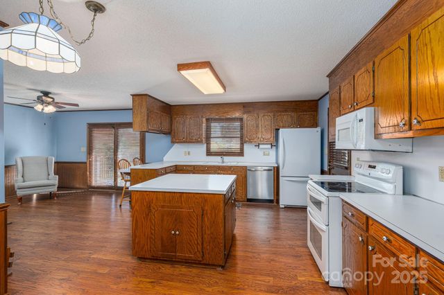 4866 E Hwy 150 Highway, Lincolnton, NC 28092